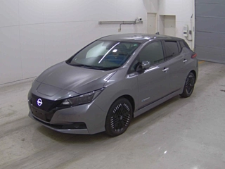 NISSAN LEAF 2022