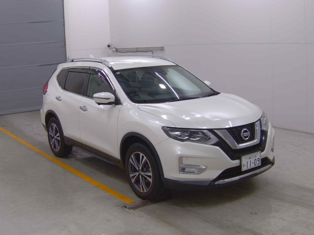 NISSAN X-TRAIL 2019