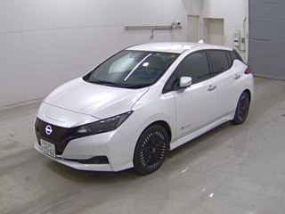NISSAN LEAF 2023