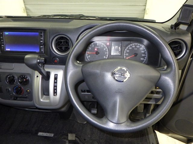 NISSAN CARAVAN VAN 2020