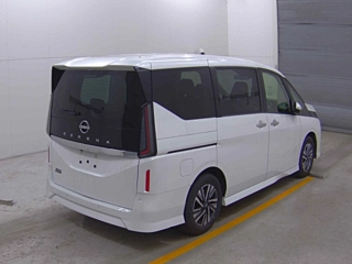 NISSAN SERENA 2023