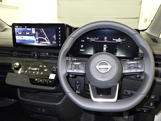 NISSAN SERENA 2023
