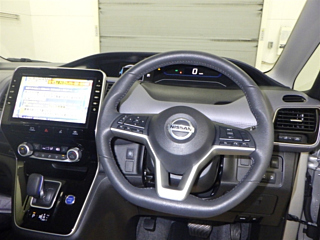 NISSAN SERENA 2020