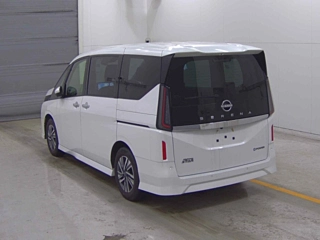 NISSAN SERENA 2023