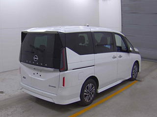 NISSAN SERENA 2023