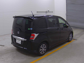 HONDA FREED 2016