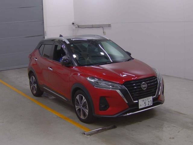 NISSAN KIX 2022
