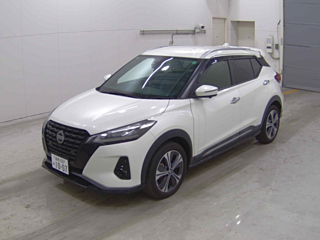 NISSAN KIX 2020