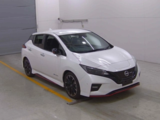NISSAN LEAF 2022