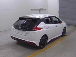 NISSAN LEAF 2022