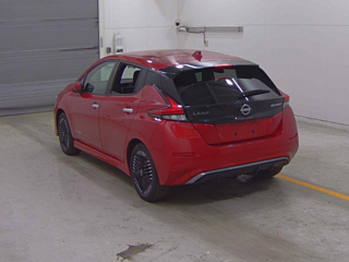 NISSAN LEAF 2022