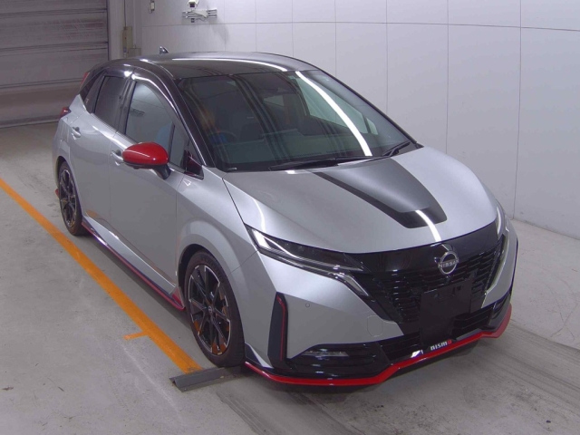 NISSAN AURA
