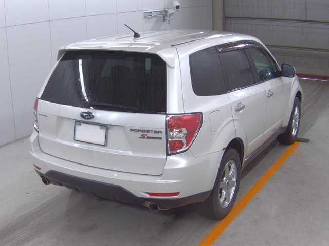 SUBARU FORESTER 2012