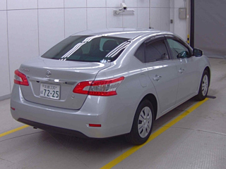 NISSAN SYLPHY 2017