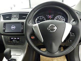 NISSAN SYLPHY 2017