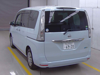 NISSAN SERENA 2015