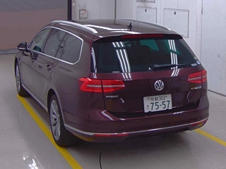 VOLKSWAGEN PASSAT VARIANT 2017
