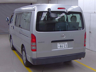 TOYOTA HIACE 2009