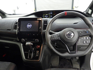 NISSAN SERENA 2018