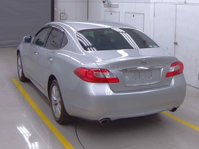 NISSAN FUGA 2012