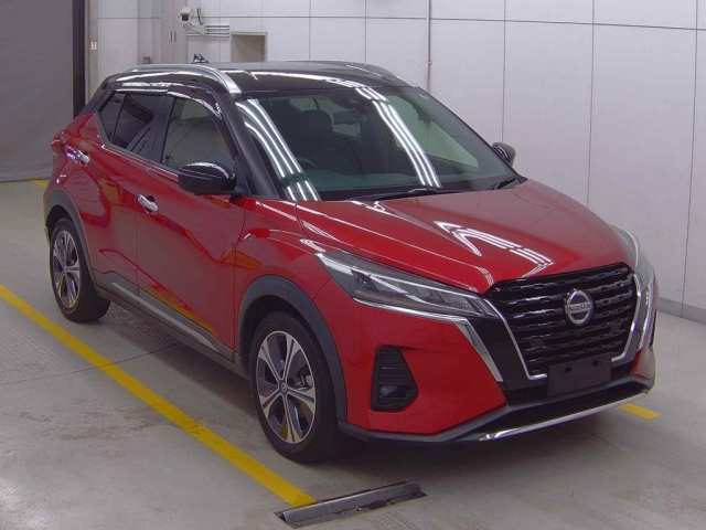 NISSAN KIX 2020