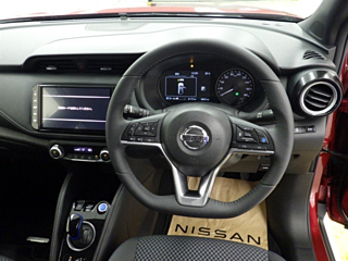 NISSAN KIX 2020