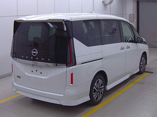 NISSAN SERENA 2023