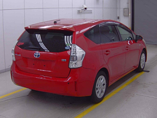 TOYOTA PRIUS ALPHA 2012