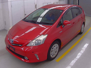 TOYOTA PRIUS ALPHA 2012