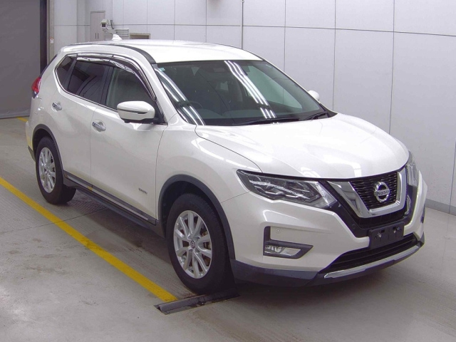 NISSAN X-TRAIL 2018