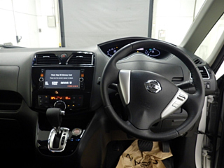 NISSAN X-TRAIL 2018