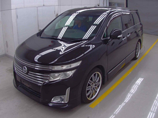 NISSAN ELGRAND 2010