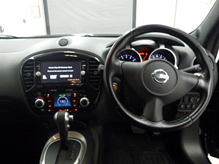 NISSAN JUKE 2016