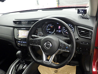NISSAN X-TRAIL 2018