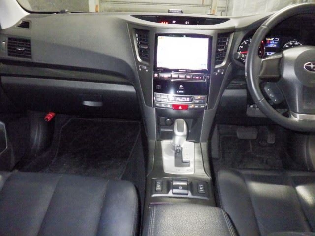 SUBARU LEGACY B4 2013