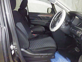 MITSUBISHI DELICA D5 2021