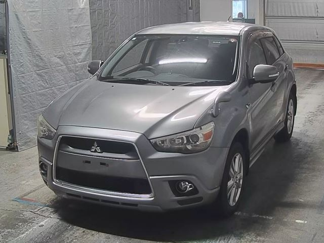 MITSUBISHI RVR 2010