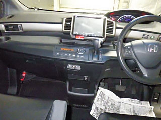 HONDA FREED 2013