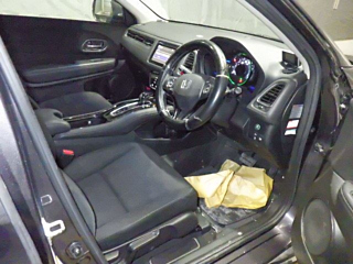 HONDA VEZEL 2015