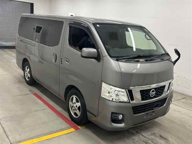 NISSAN CARAVAN VAN 2017