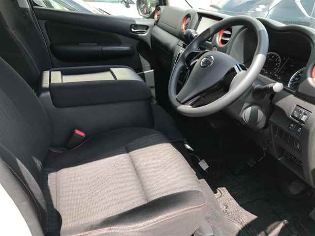 NISSAN CARAVAN VAN 2021