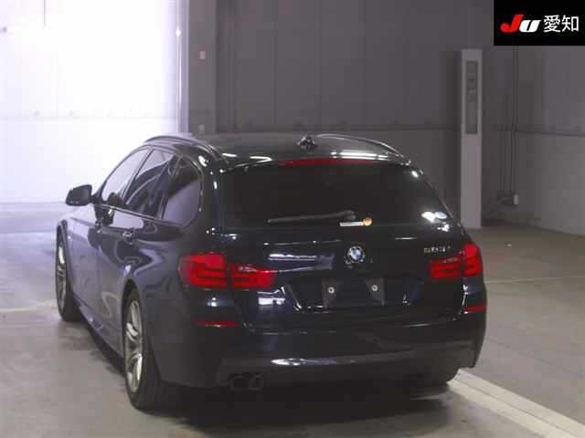 BMW 5 SERIES 2012