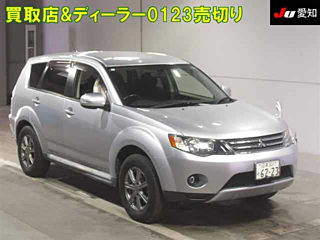 MITSUBISHI OUTLANDER 2011