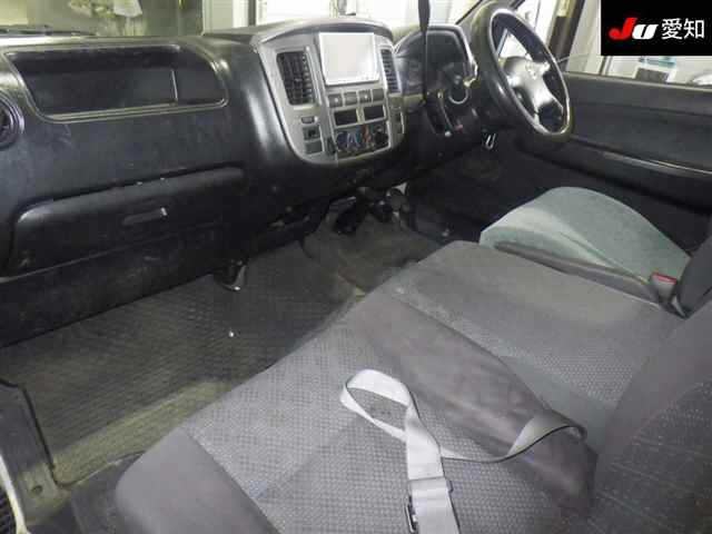 NISSAN CARAVAN VAN 2011
