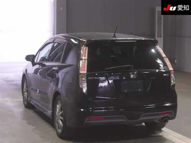 HONDA STREAM 2010