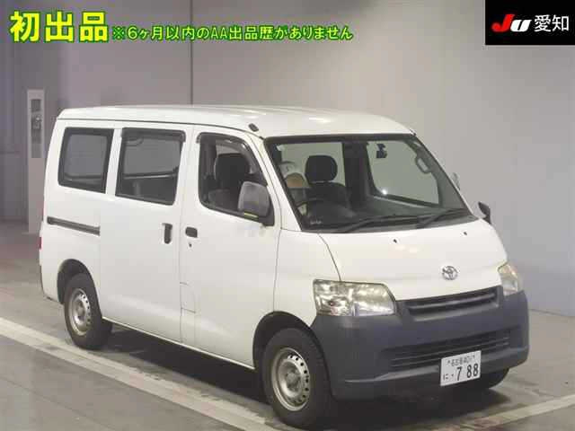 TOYOTA TOWN ACE VAN 2015