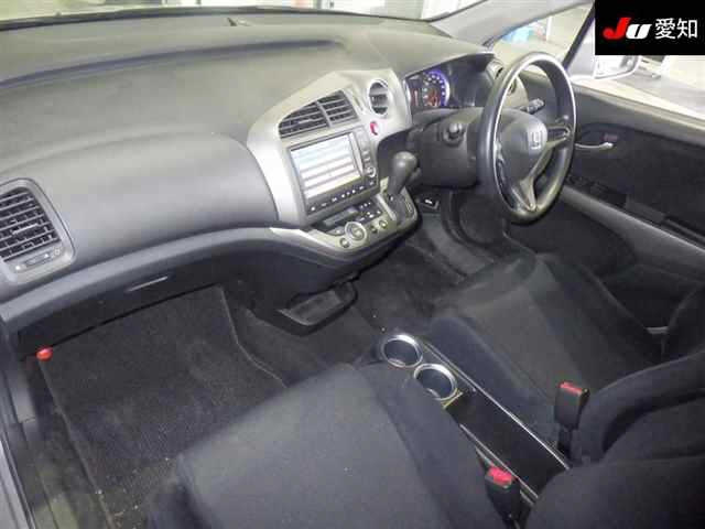 HONDA STREAM 2008