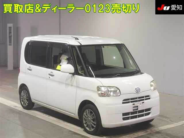 DAIHATSU TANTO 2012