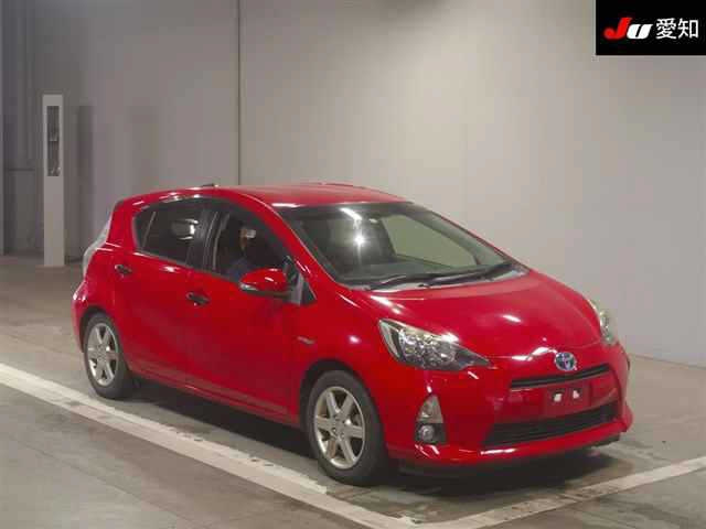 TOYOTA AQUA 2014