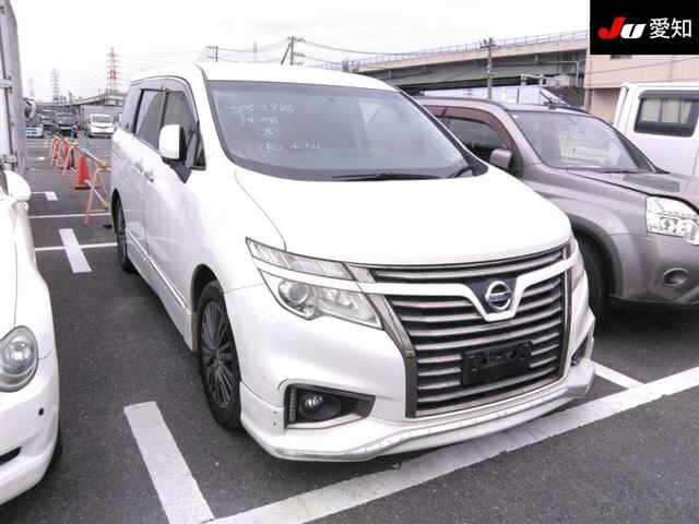 NISSAN ELGRAND